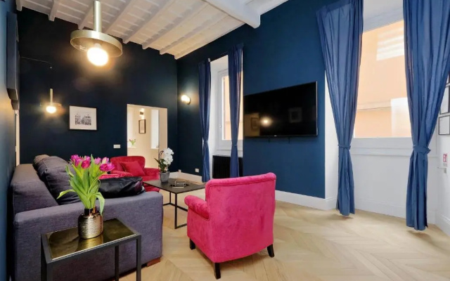 EVE Guest House at Trevi Fountain