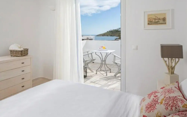 Villa Del Sol Mykonos Villa Sea and Pool View