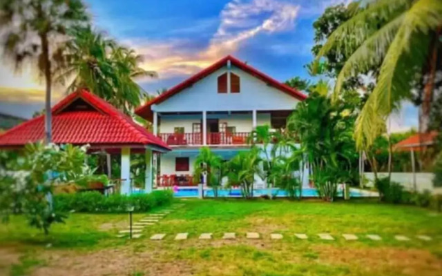 Lyndale Lodge