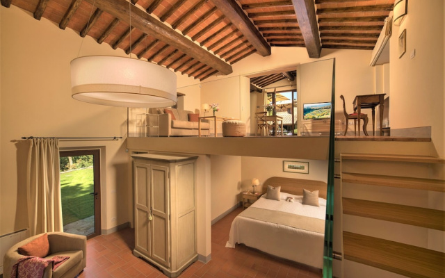 Villa in Chianti With Winery up to 10pax