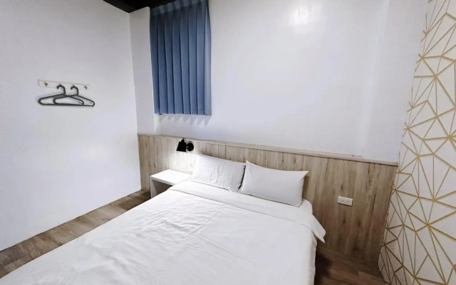 Starrywhale hostel