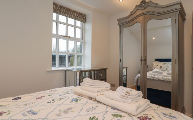 The Lodge House
