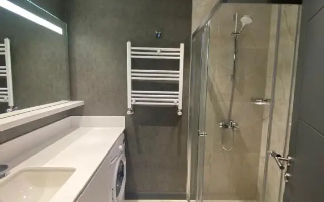 Luxury Central Fully Equipped 2BR 2BA Apartment by Siena Suites