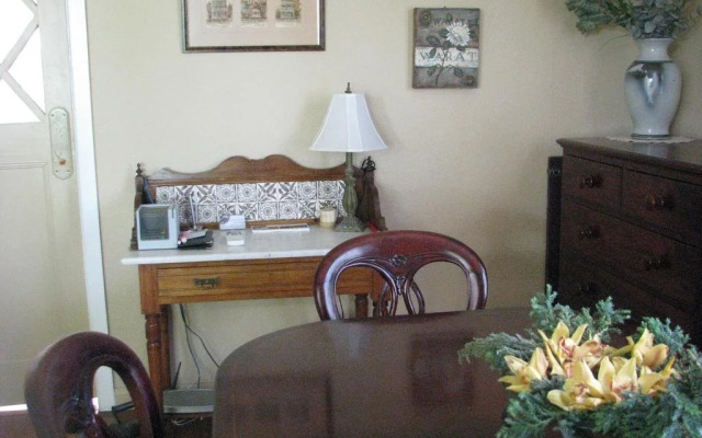 A Winter-Rose Cottage B&B