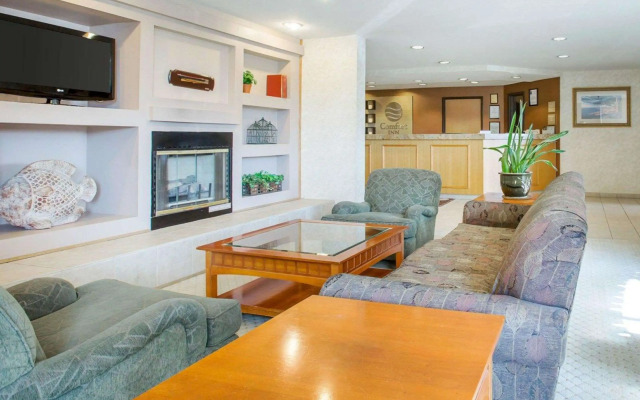 Comfort Inn Marina on the Monterey Bay