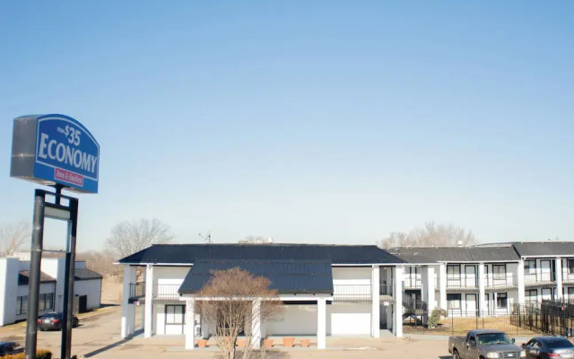 Super 8 Tulsa/east/arpt