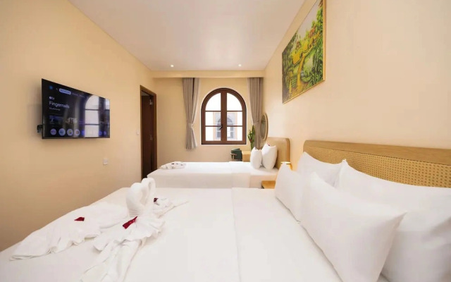 Golden Sand Phu Quoc Hotel