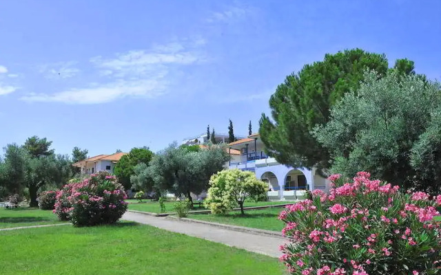Sithonia Village