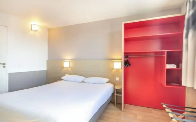 B&B Lyon Est Aeroport St Quentin Fallavie