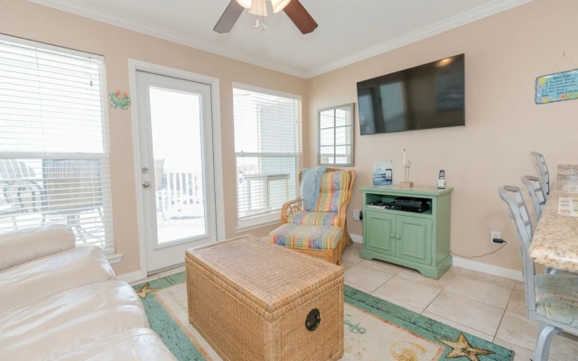 Beach Side 2 Bedroom Condo