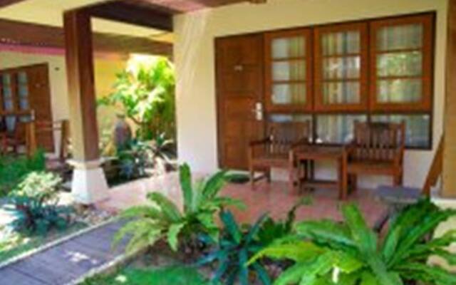 Отель Aloha Resort Таиланд, Самуи - 12 отзывов об отеле, цены и фото номеров - забронировать отель Aloha Resort онлайн вид на фасад