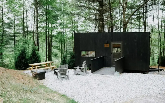 Postcard Cabins Hocking Hills, Outdoor Collection by Marriott Bonvoy