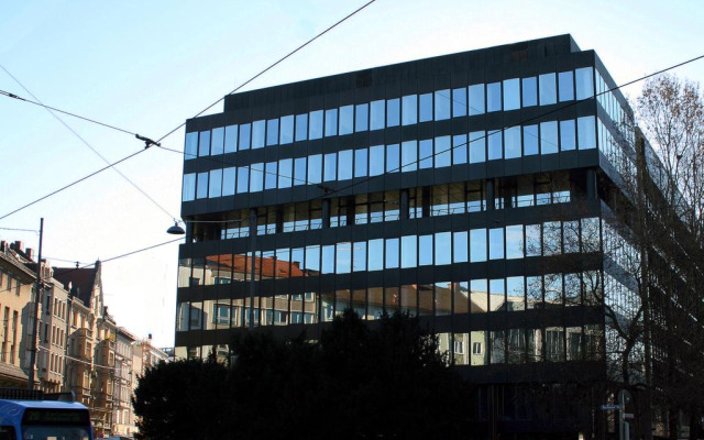 Ruby Lilly Hotel Munich вид на фасад