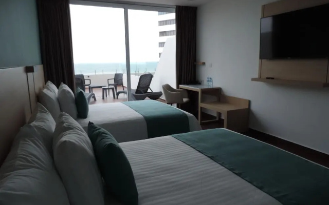 Hotel Plaza Sol