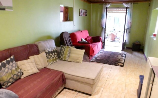 House with 3 Bedrooms in Saint-Leu, with Wonderful Sea View, Furnished Garden And Wifi - 8 Km From the Beach in Saint-Leu, France from 156$, photos, reviews - zenhotels.com guestroom