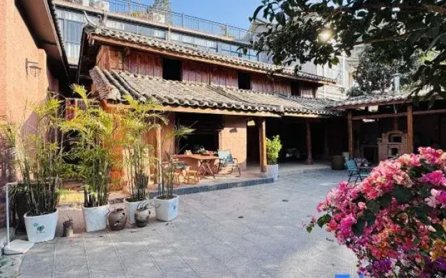 Xinyi Courtyard B&B