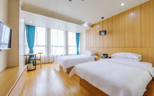 Starway Hotel Shanghai Fengxian Sports Center
