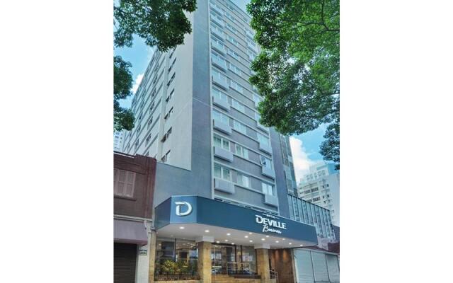 Hotel Deville Business Curitiba вид на фасад