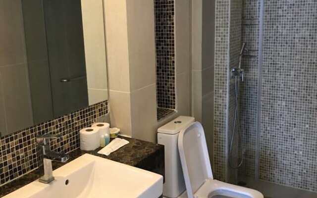 Отель UPlus Avenue Residence Паттайя ванная