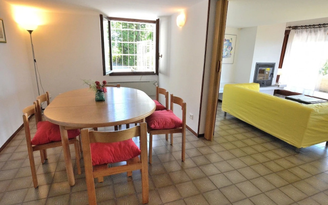 Apartment La Fiore 2 With Pool