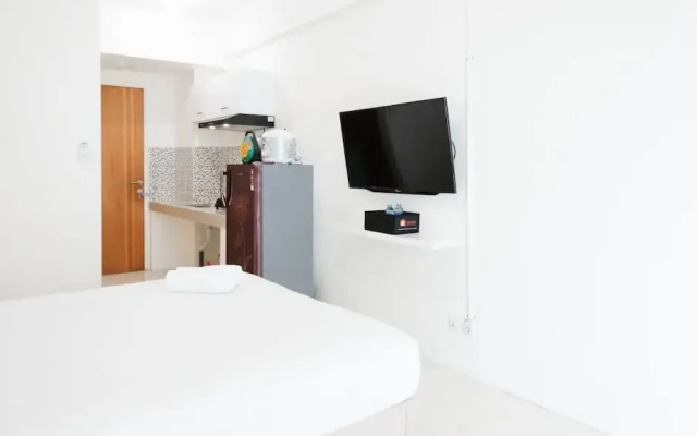 Homey And Comfy Studio At Puncak Bukit Golf Surabaya Apartment