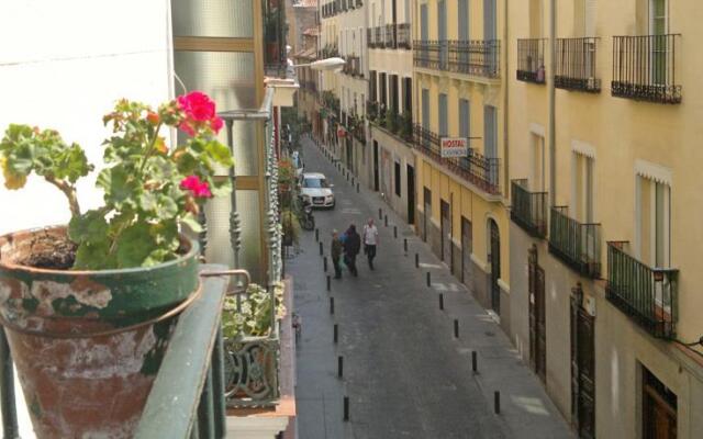Отель Hostal San Antonio вид на фасад