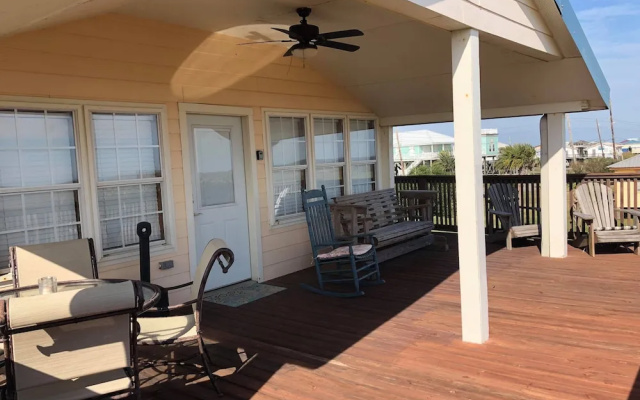 A Beach Getaway - 3 Br Home
