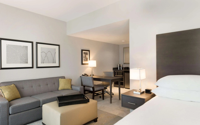 Embassy Suites by Hilton Charlotte Ayrsley