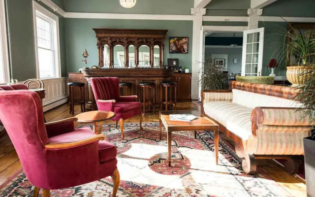 Emerson Inn