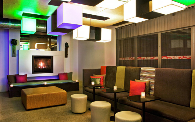 Aloft Richmond West Short Pump