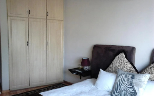 7 on Kloof