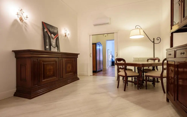 Palazzo Dello Spagnolo Suite