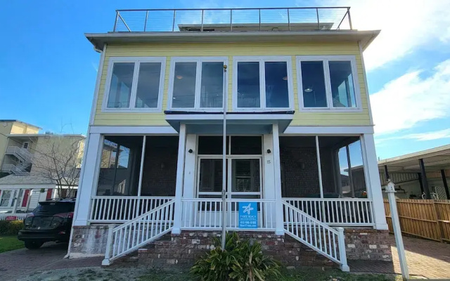 15 17th Street by Tybee Vacation Rentals