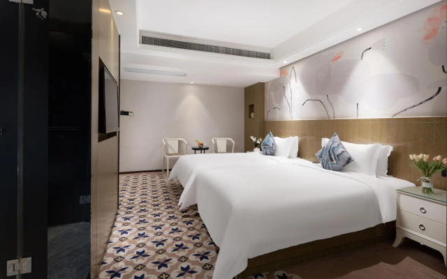 Paco Business Hotel - Longkou West