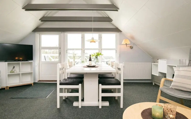 6 Person Holiday Home in Blavand