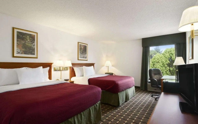 Baymont by Wyndham Crossville