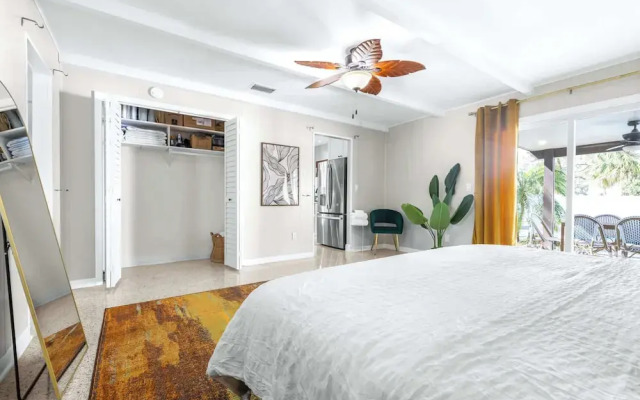 Bay Crest House Stay for 10!