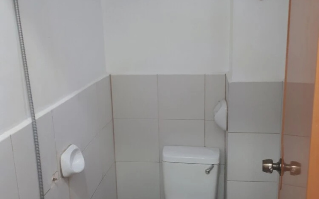 OYO 706 Bt Realty