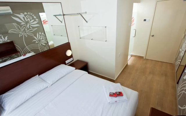 Tune Hotel - Kota Damansara