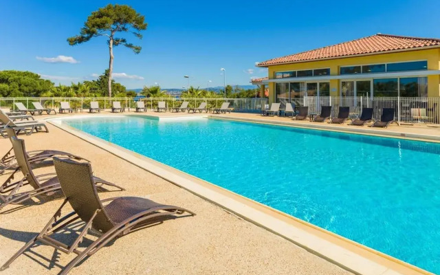 Apartment in Le Brusc Near Sandy Beach