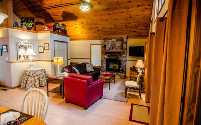 Asheville Cabins of Willow Winds