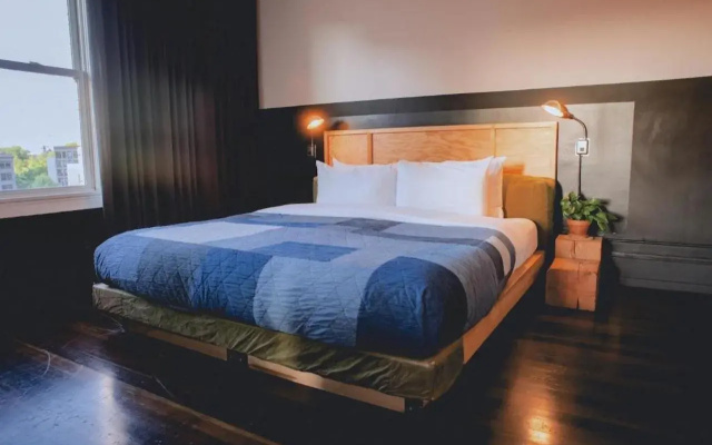 The Clyde Hotel Portland by Kasa Living