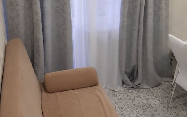 Гостиница Nizhneimeretinskya apt 23 комната для гостей