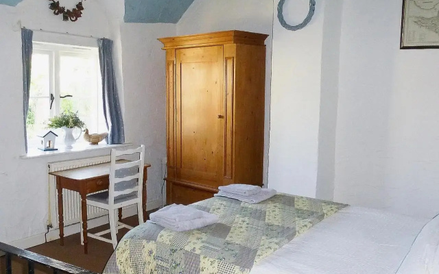 Hollies Cottage
