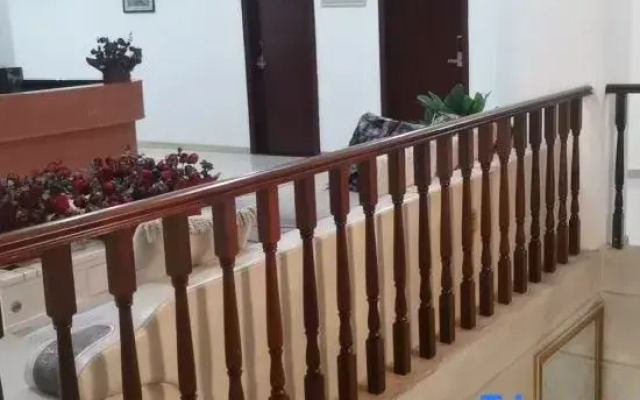 Guotai Business Hotel