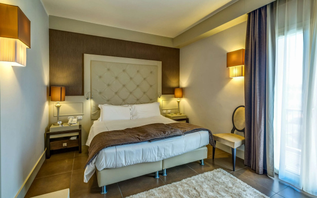 Best Western Plus Hotel Perla Del Porto