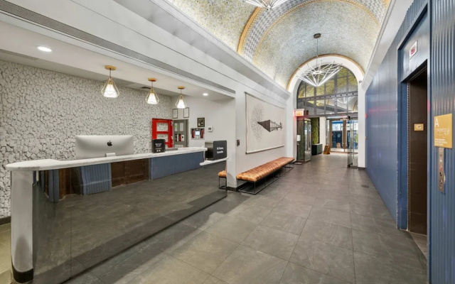17john: Classic King Studio Apartment