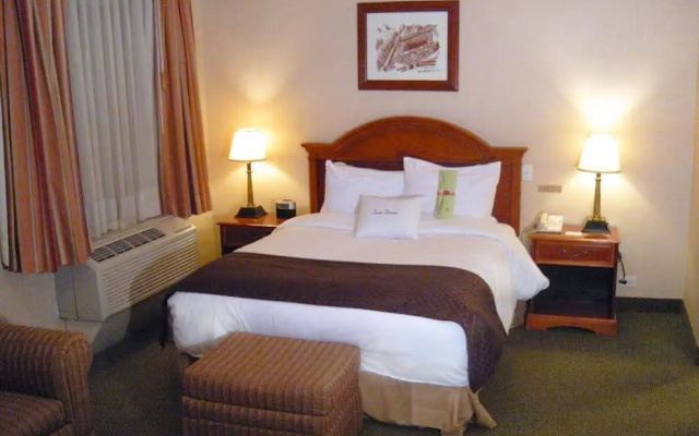 DoubleTree Suites by Hilton Saltillo