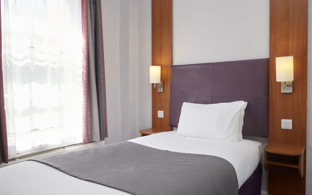 Premier Inn Basingstoke South