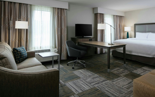 Hampton Inn & Suites Hudson